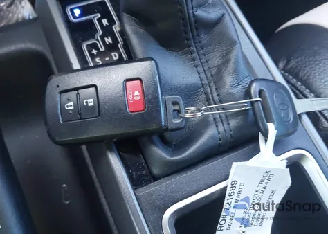 2022 Toyota Tacoma Trd Sport из США, поврежденный, VIN 3TYCZ5AN7NT098799